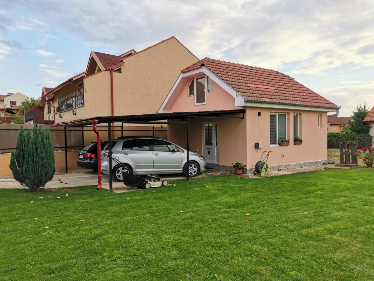 Casuta Cu Tei Oradea Exterior foto